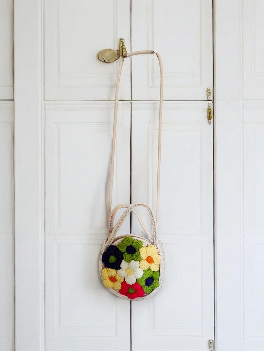 Floral Crochet Crossbody Bag in Cream and Multicolor
